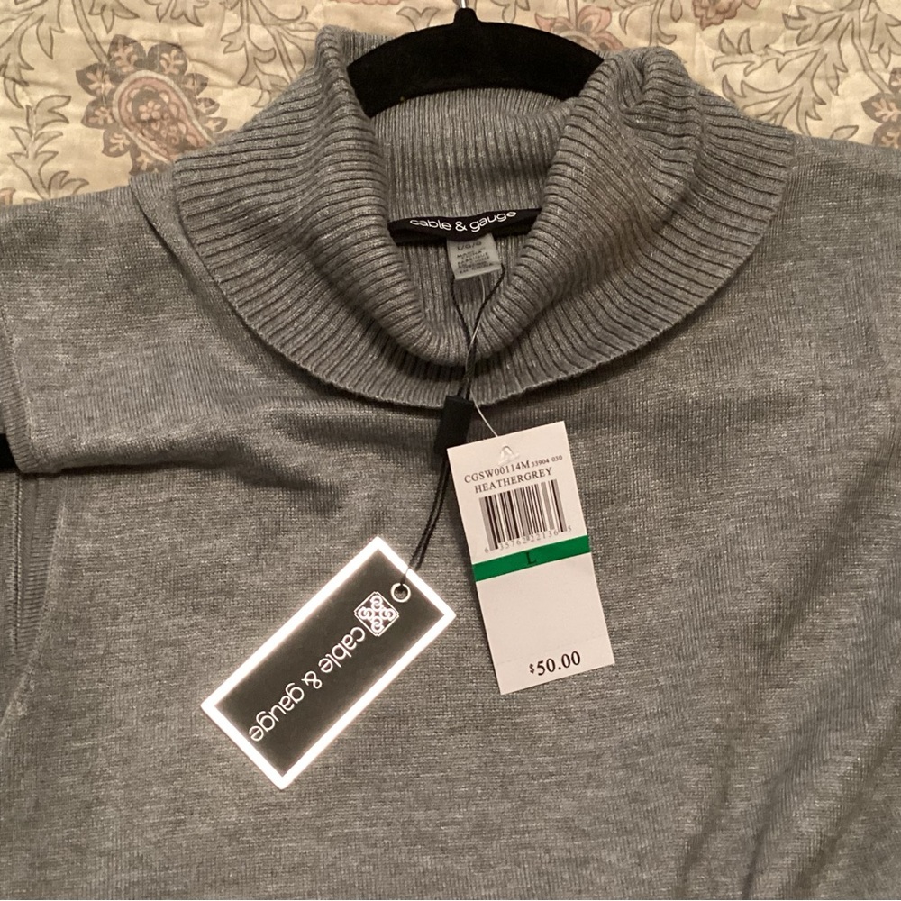 Grey Sleeveless Turtleneck